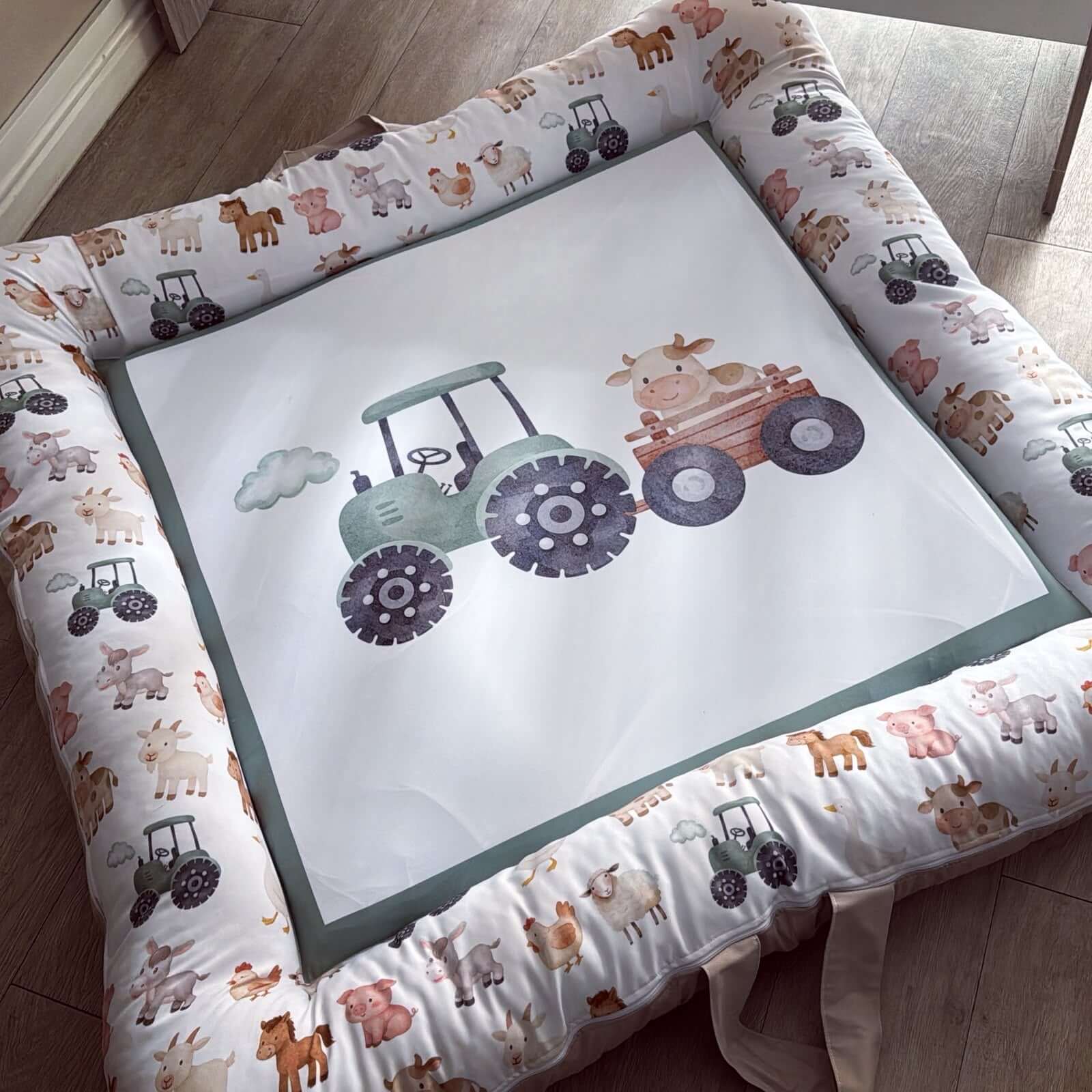 Cot Bedding - On the Farm Sage Set 03 Doughnut