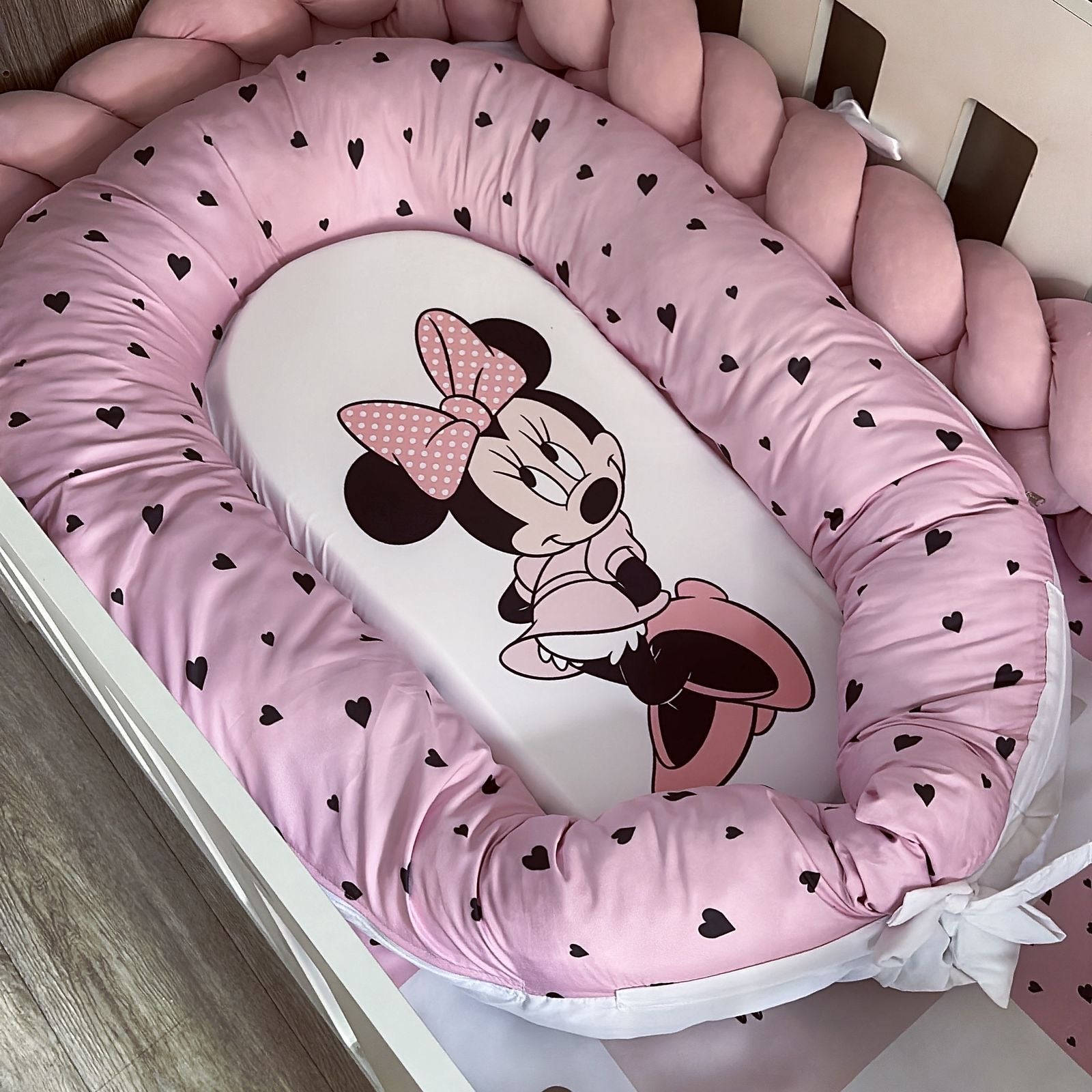 Nest - Minnie Mouse 01 baby nursery snuggle nests South Africa