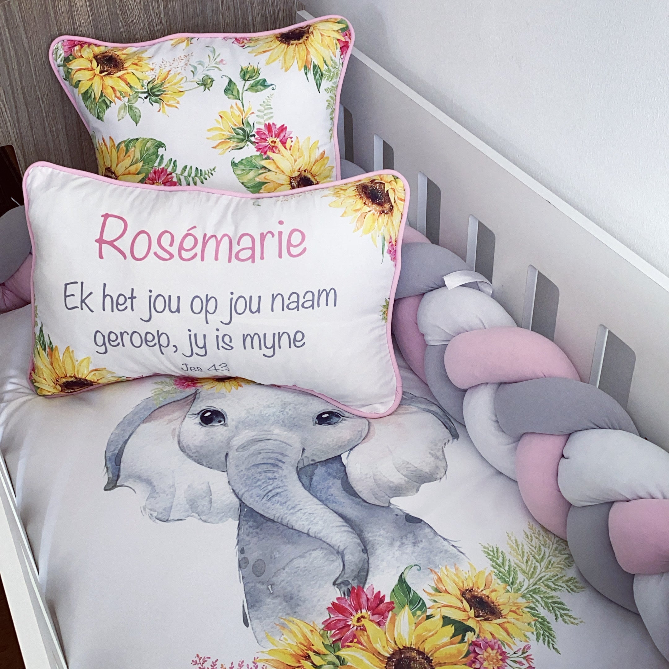 Cot Bedding - Yellow Elephant Set 02