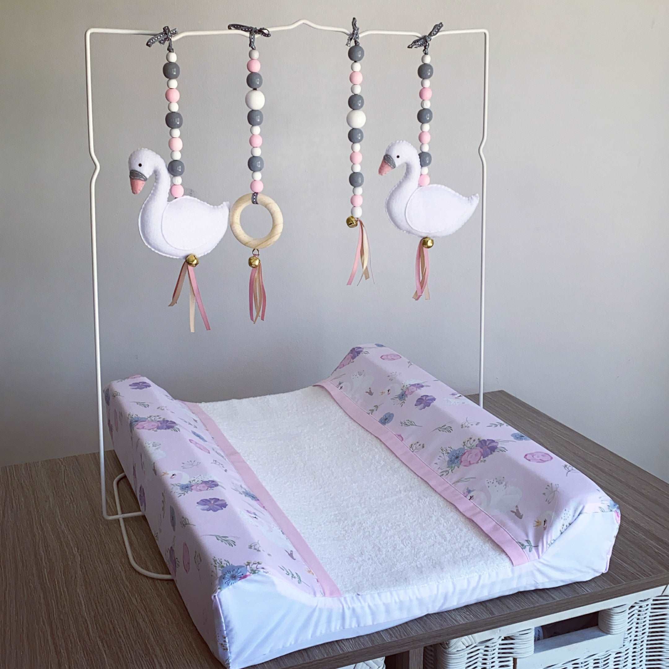 Cot Bedding - Pink Swan Set 04