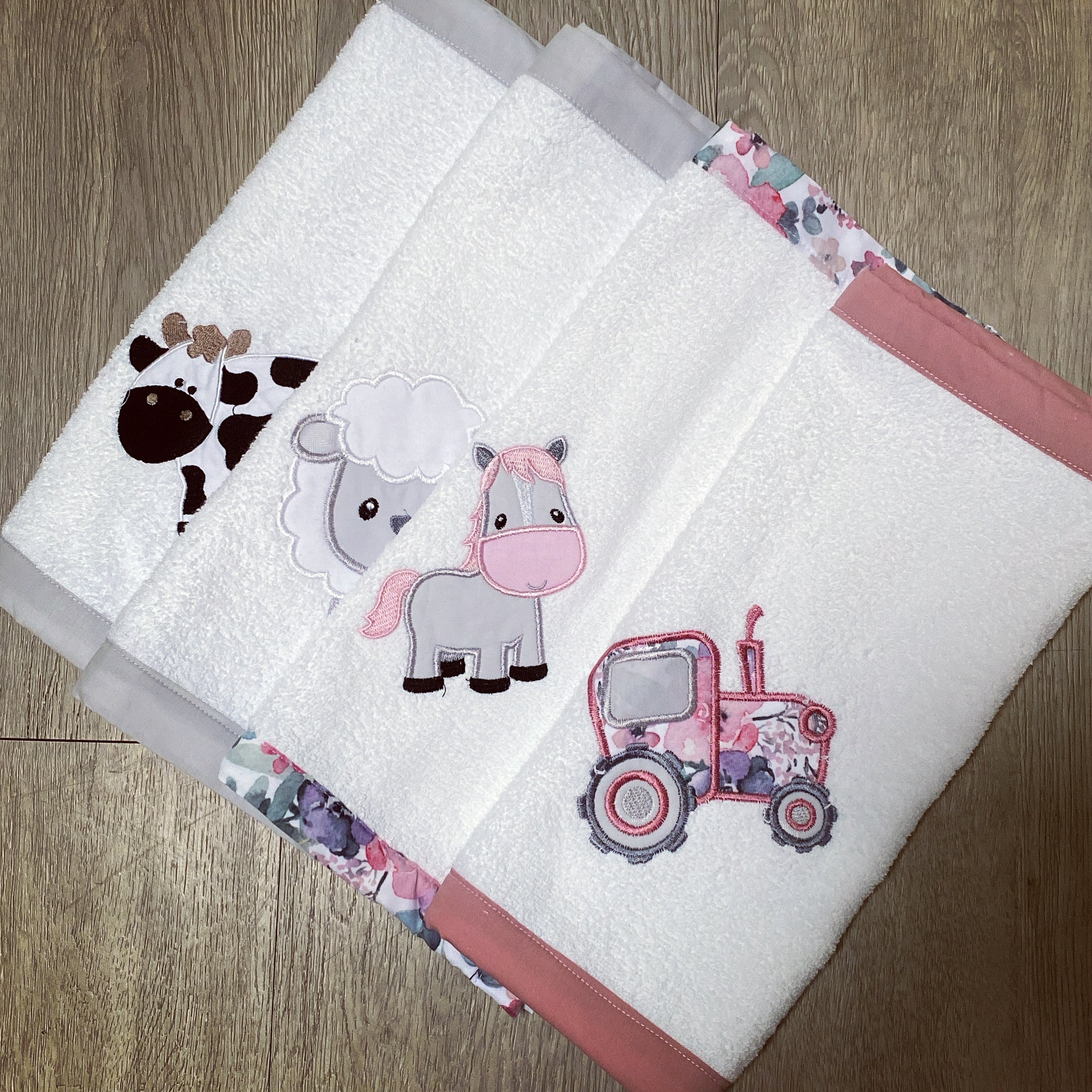 Burpcloths - Pink Farm 01 baby burp cloths South Africa