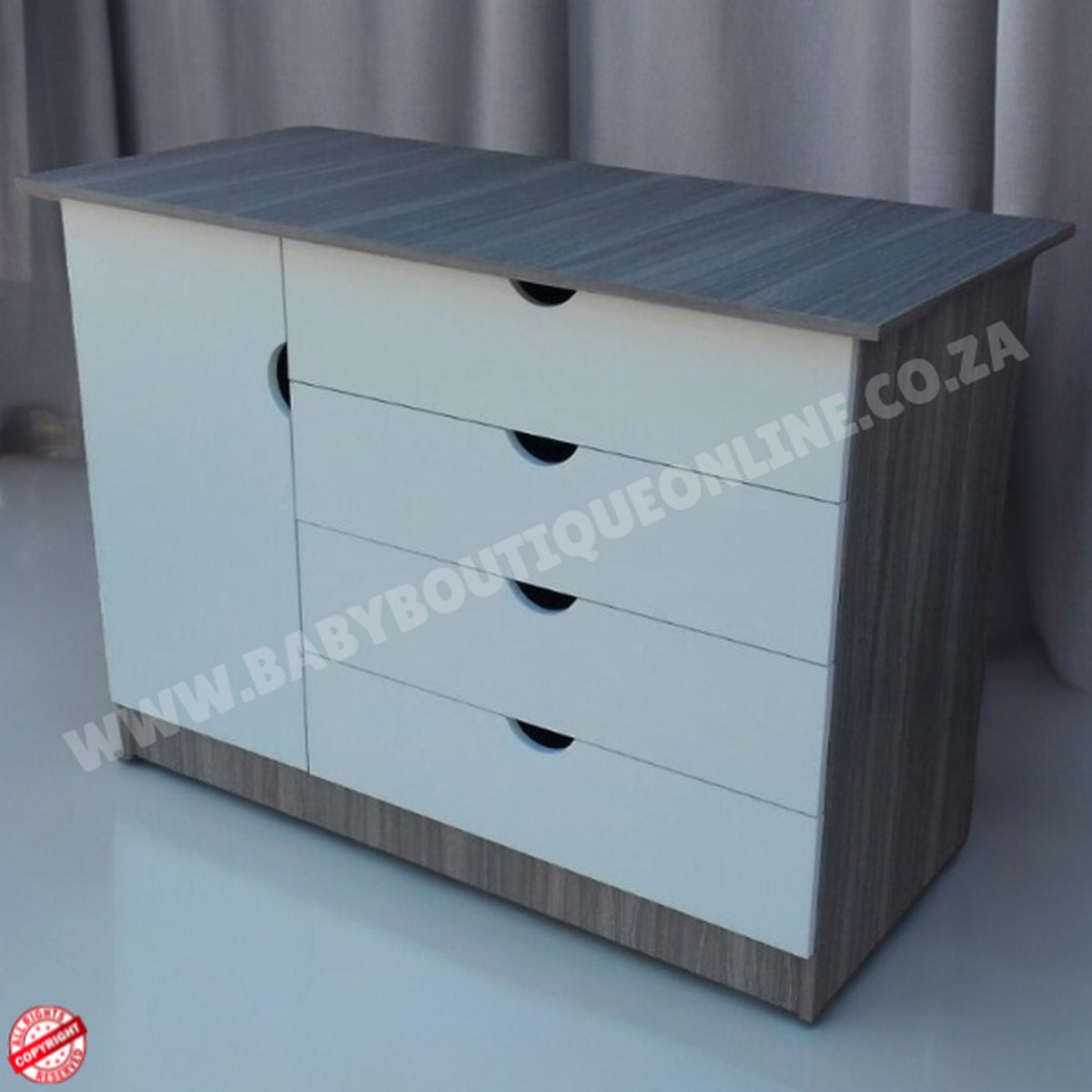 Large Compactum - White & Cascade B0295