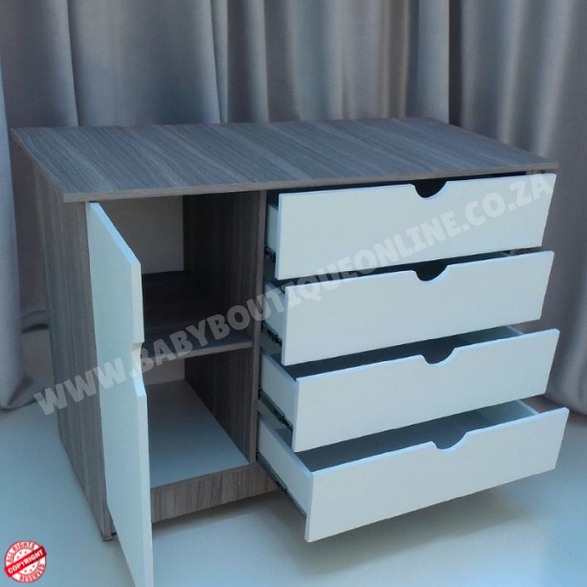 Large Compactum - White & Cascade B0295