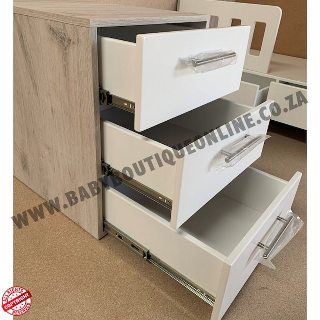 4-in-1-ChestofDrawers open