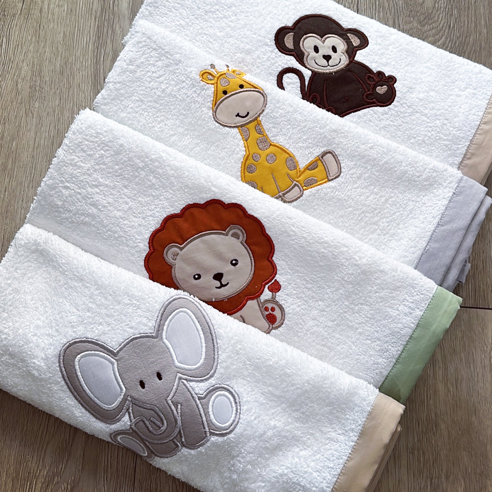 Burpcloths - Animals 01 baby burp cloths South Africa