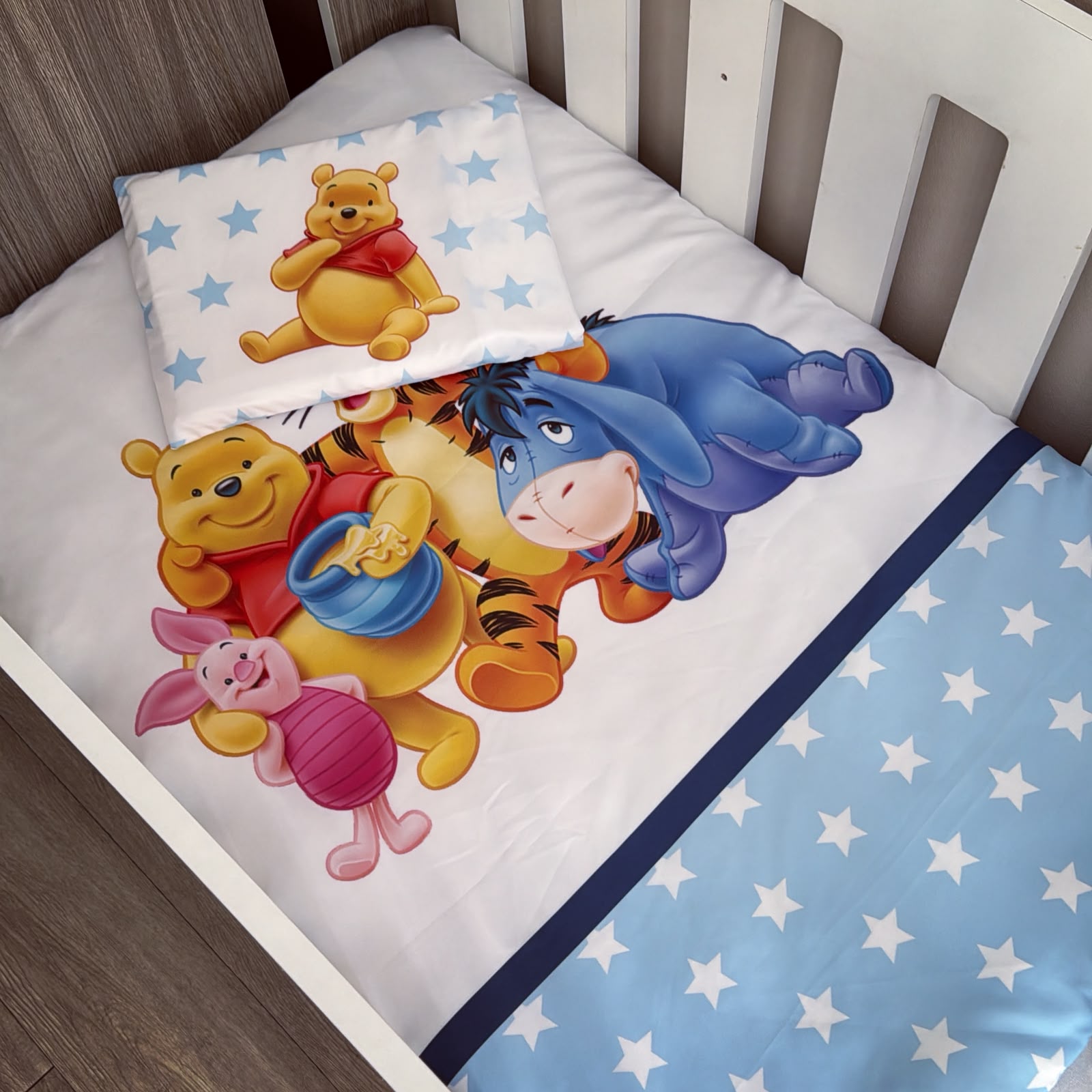 Cot Bedding- Winnie the pooh set 11