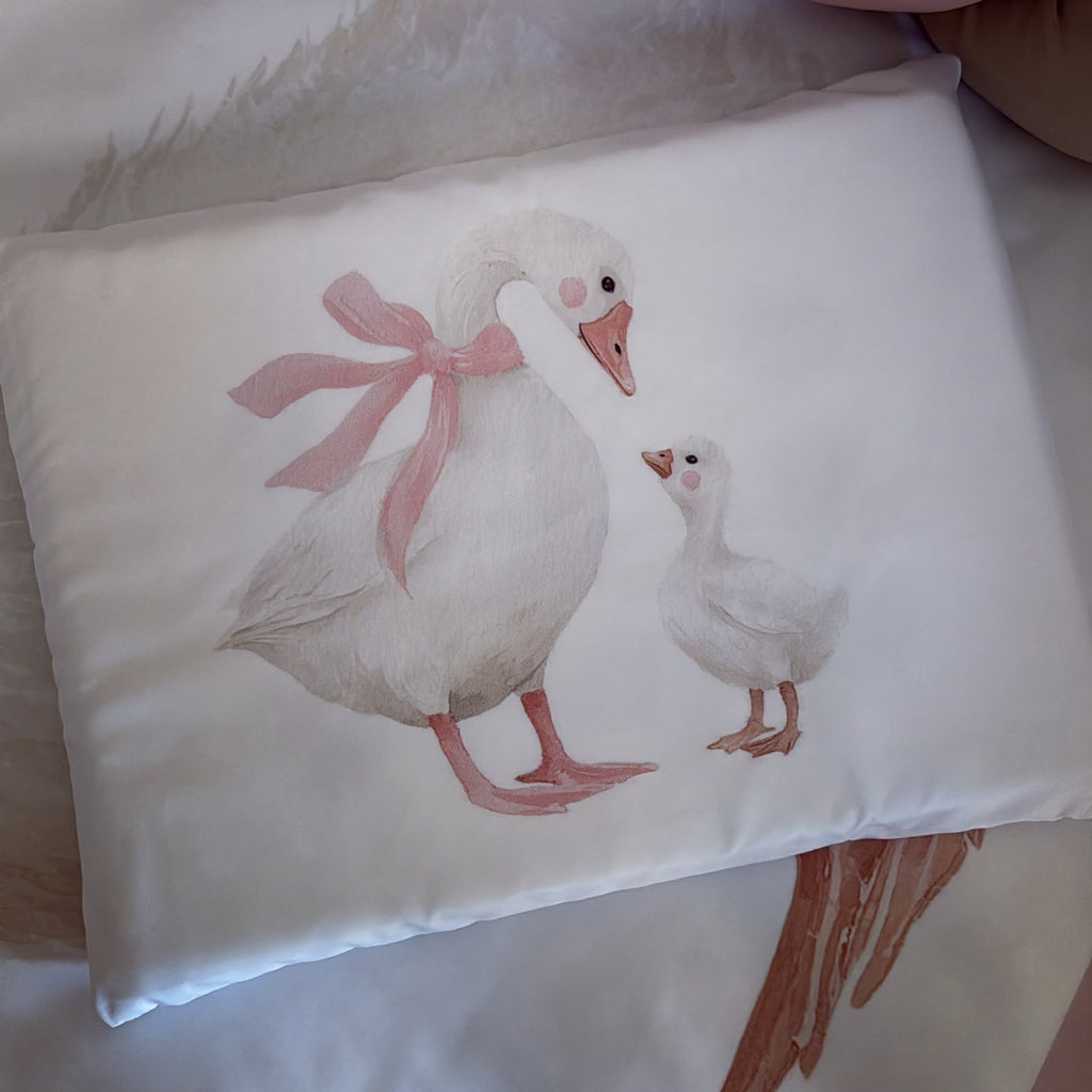 Cot Bedding - Goose Set 02