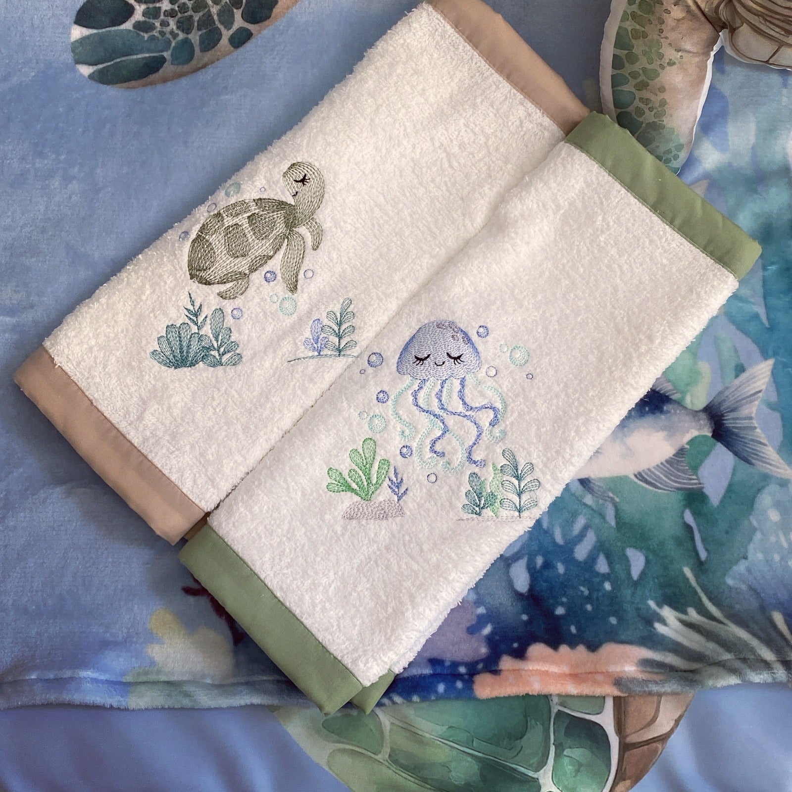 Burpcloths - Coral Turtle 01 baby burp cloths South Africa