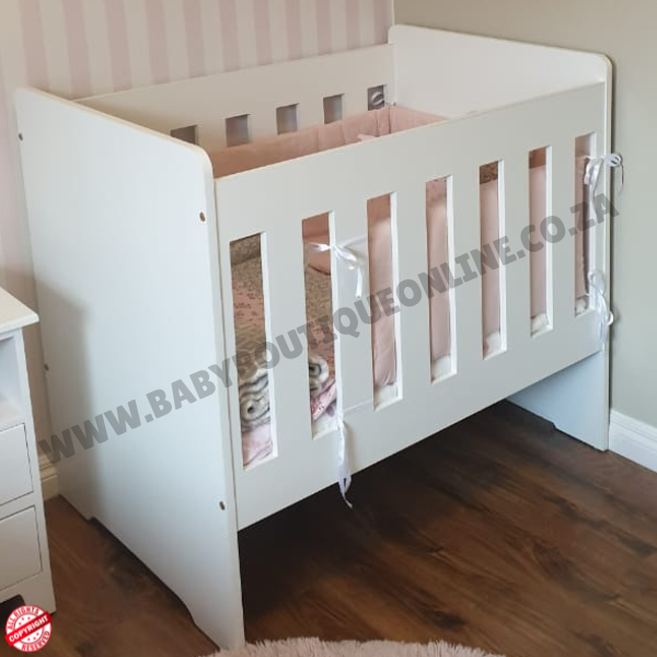 Small Wooden Cot - White - B0256