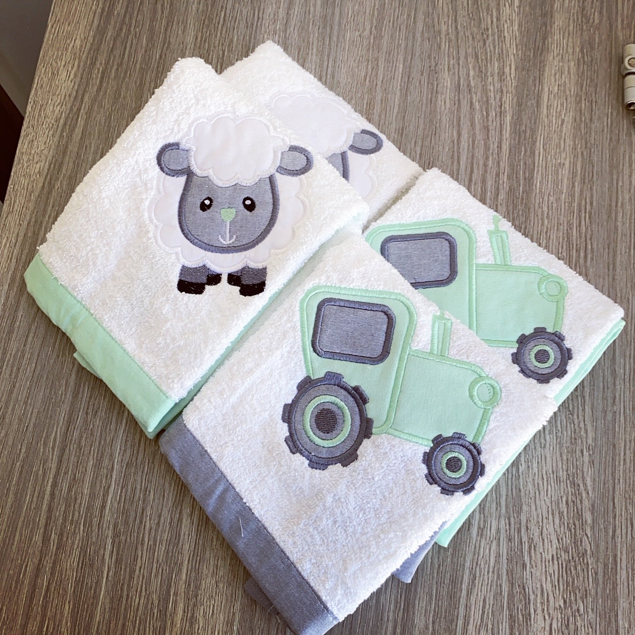 Burpcloths - Farm 01 baby burp cloths South Africa