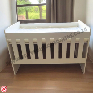 Large Wooden Cot - White B0015