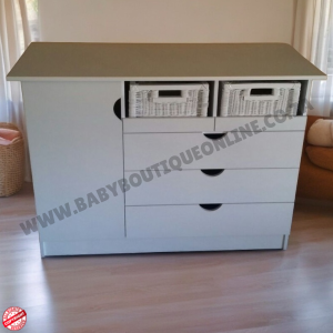 Large Compactum With Split Baskets White - Half Moon Cut Outs B0297