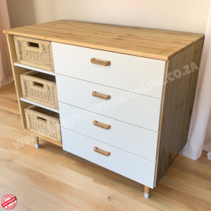 White & Pine Compactum 4 Drawer + Baskets B0395