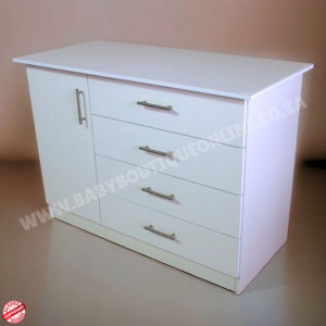 Large Compactum White B0008