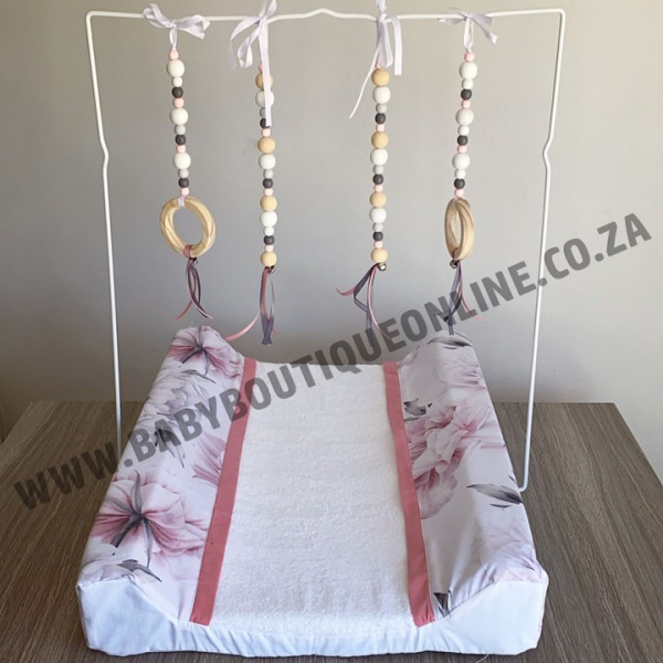 Changing Mattress, Stand and Dangles SS0379